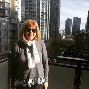 Meet your Posher, Debra